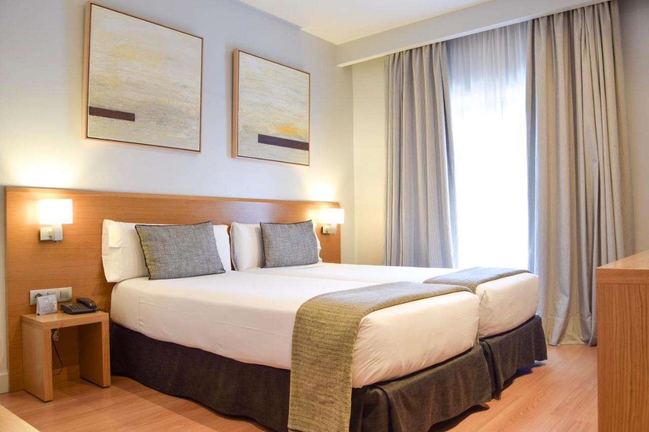 Arc La Rambla Hotel Barcelona Kültér fotó